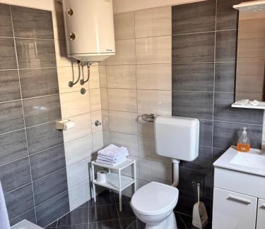 Karlobag Apartment | Ruža i Natalija