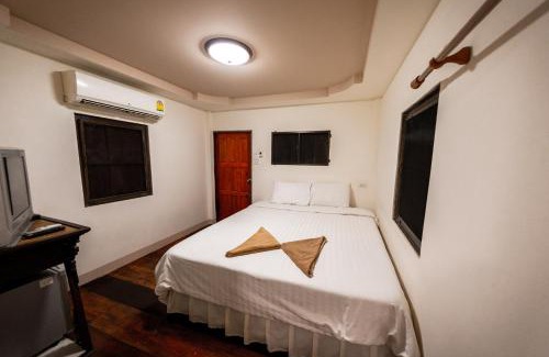 Pak Chong Resort | Ruan Kanchanok