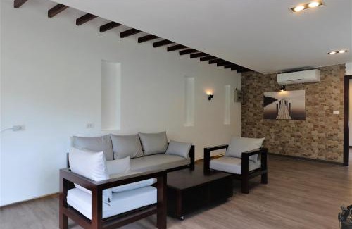 Pak Nam Pran Apartment | Rublom Chomview Pranburi