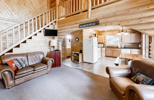 Enterprise House | Ruby Peak Haven