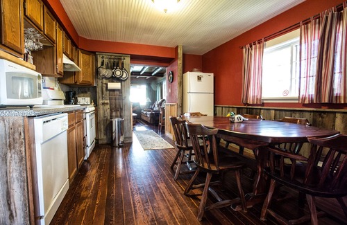 Sheridan Cabin | Ruby Valley Lodge; Log Lodge nestled near Downtown Sheridan Montana