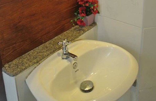 Makham Tia Hotel | Ruenthong Resort Surat Thani