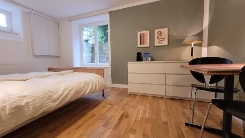 Munchen District House | Ruffinis Souterrain