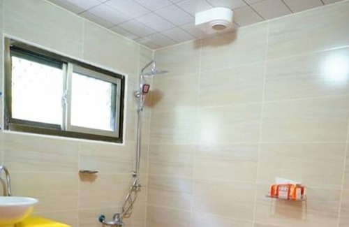 Rueili Village Bed & Breakfast | Ruili Meng Zongzhu Homestay