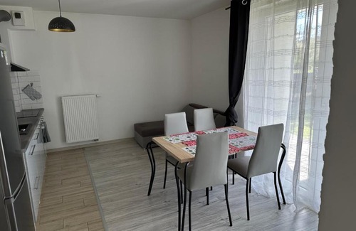 Rumia Apartment | Rumski zakątek parter z ogródkiem