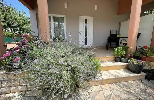 Gulici Apartment | Runa with Terrace