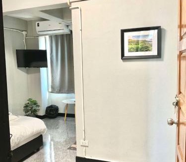 Wua Lai Apartment | Rungrat Apartment