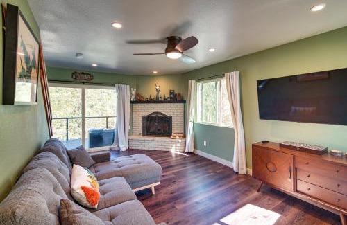 Arrowbear Lake House | Running Springs Cabin with Spacious Deck and Hot Tub!