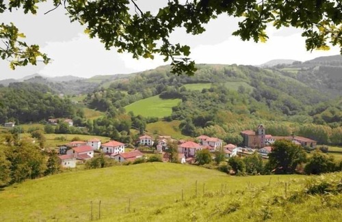 Urdax Cottage | Rural apartment Indianoa Baita for 4 people