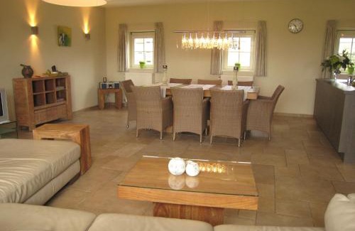 Zuidzande House | Rural holiday home with outdoor pool & sauna