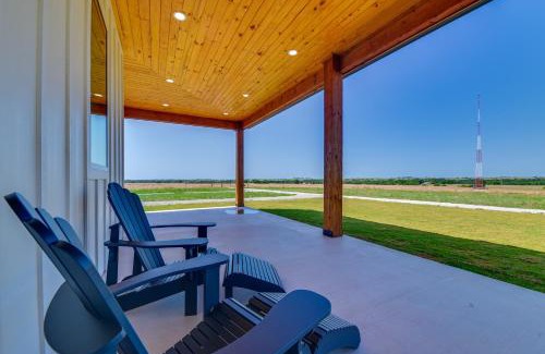 Myra House | Rural Home with Hot Tub Less Than 7 Mi to Winery and Golfing