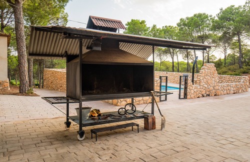 Villanueva de la Jara Cottage | Rural house. The Vitis Inn.