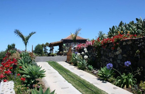 El Jesus Cottage | Rural House Fide with private pool and barbecue in Tijarafe