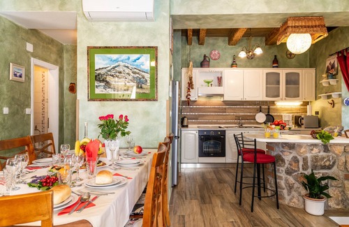 Grizane Villa | Rural luxury villa between sea and mountain with outdoor pool and whirlpool