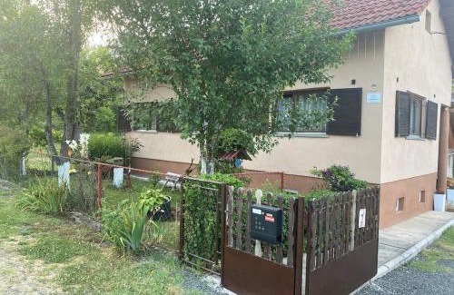 Glina House | Ruralna kuća Pejaković