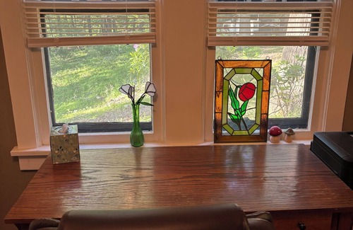 Level Green Cottage | Rustic 2BR 1BA Cottage w Porch!