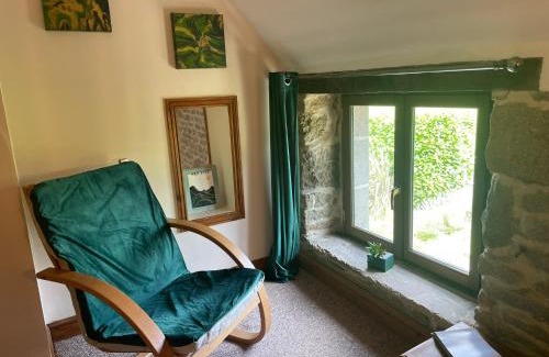 Chalandrey House | Rustic and spacious converted Barn