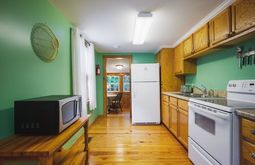 Cedar Mountain Cabin | Rustic cabin at Dupont Forest