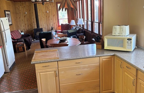 Kenora Cabin | Rustic Cabin Getaway Near Kenora