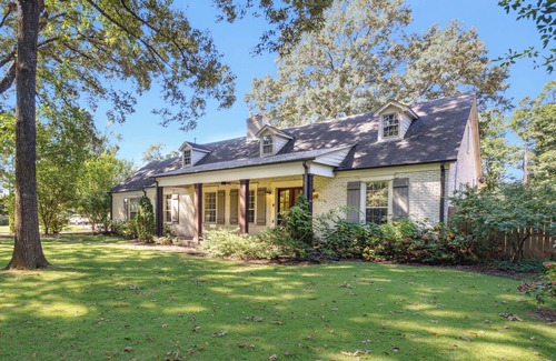 Memphis House | Rustic Charm~Memphis' One & Only