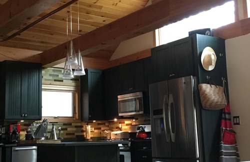 Damascus Cabin | Rustic chic cabin just minutes away from the Delaware