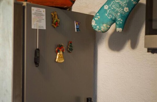 Central - Terry House | Rustic Cottage Cozy & Charming