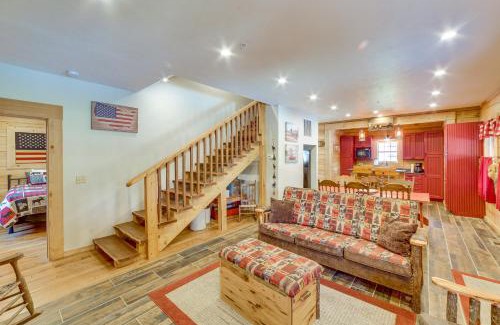 Hollister House | Rustic Hollister Cabin - 5 Mi to Downtown Branson