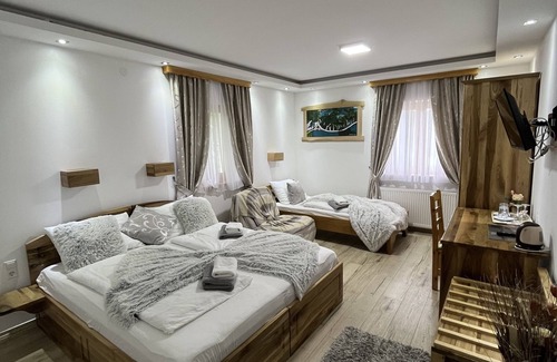 Prijeboj House | Rustic Inn River