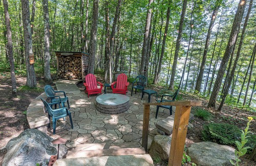 Lake Tomahawk House | Rustic Main House on Horsehead Lake with Snowmobile Access