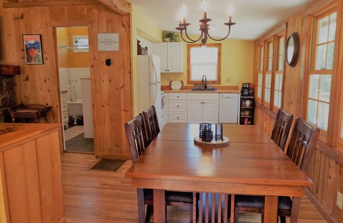 Cascade-Chipita Park Cabin | Rustic modern1928 Cabin in the heart of the Pikes Peak region.