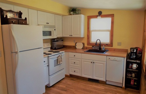 Cascade-Chipita Park Cabin | Rustic modern1928 Cabin in the heart of the Pikes Peak region.