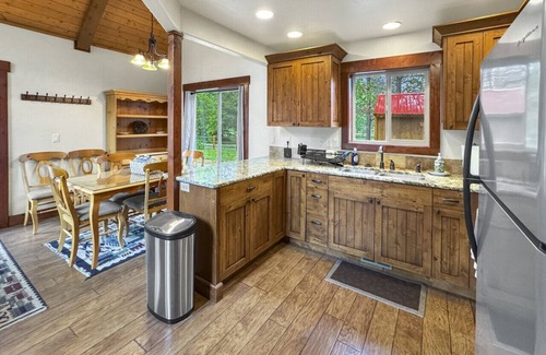 Tamarack Resort Cabin | Rustic Modern Mountain Retreat Near Boulder Creek