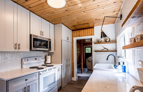 McCall Cabin | Rustic Mountain Retreat