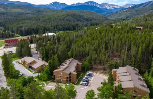 Winter Park Apartment | Rustic Relaxation in Winter Park