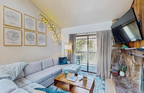 Winter Park Apartment | Rustic Relaxation in Winter Park