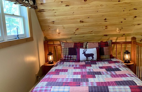 Lancaster Cabin | Rustic Retreat for up to 16 guests on a beautiful 350 acre private property