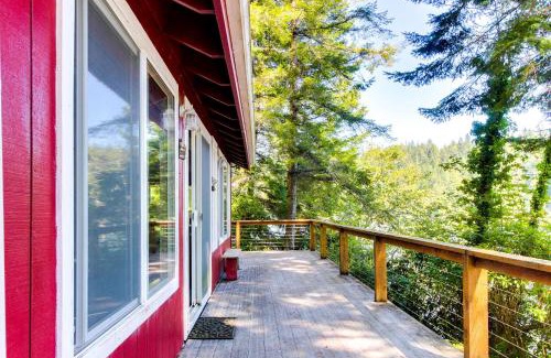 Florence House | Rustic Retreat on Mercer Lake