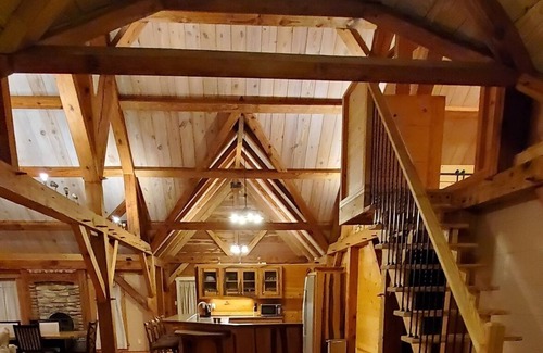 Lake Charles House | "Rustic Retreat" Timber Frame near Sam Houston Jones State Park & Casinos