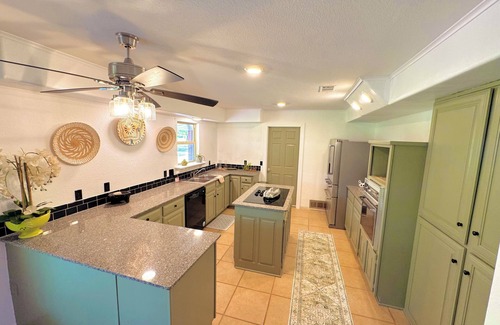 Azle House | Rustic Texas Getaway Private 2-Suite Hacienda Near Eagle Mountain Lake