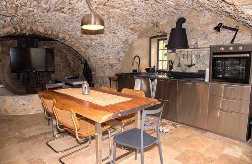 Imperia Apartment | Rustic vacation apartment in an old oil mill