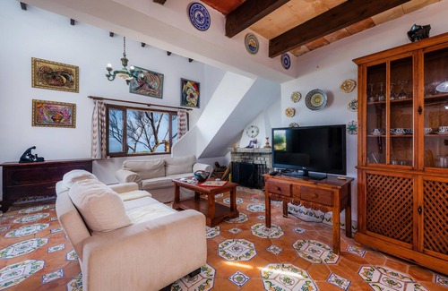 Urbanizacion S'Estanyol House | Rustic Vacation Home “Casa Punta Llarga” with Sea View