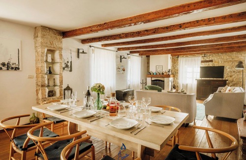 Makovci Villa | Rustic Villa with a Pool for 10 guests