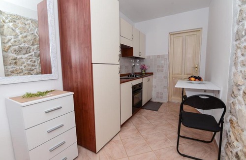 Nin Apartment | Rustical Apartment Mare