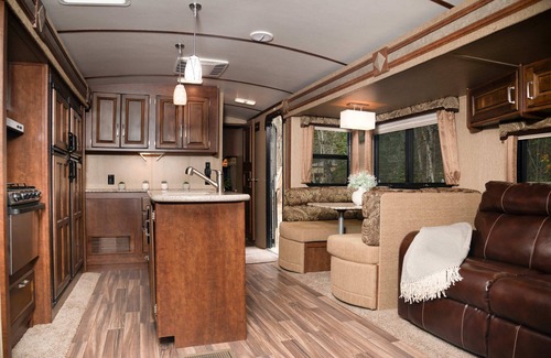 Kenora Resort | RV 7 Corner Unit W/Full Privacy and Panoramic Views