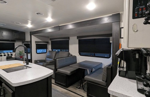 Puyallup House | RV Retreat on Green Thumb urban farm