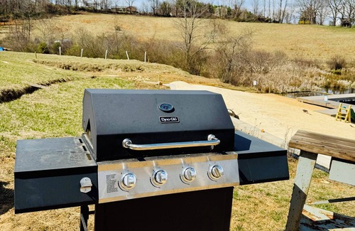 Floyd RV Rental | RV Site - Green Acres Resort