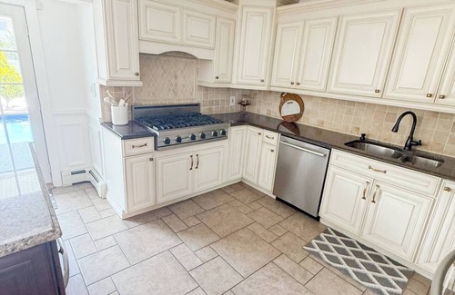 Massapequa House | Ryder Cup Accommodation < 10 miles from Bethpage Black, heated salt water pool