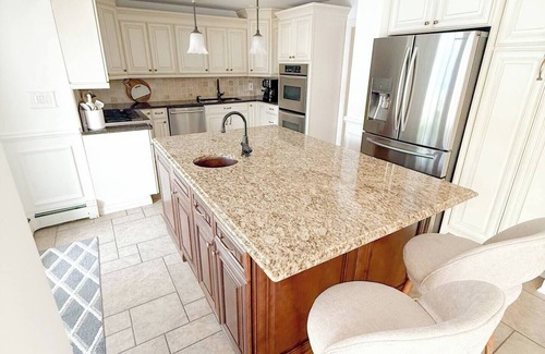 Massapequa House | Ryder Cup Accommodation < 10 miles from Bethpage Black, heated salt water pool