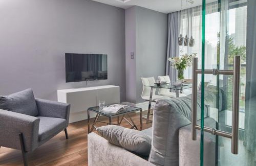 Zoliborz Apartment | Rydygiera 16-18 by Homeprime