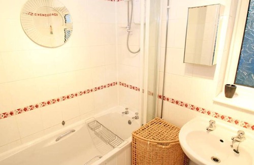 Bishopston House | Rye Ground Annexe in the beautiful Swansea